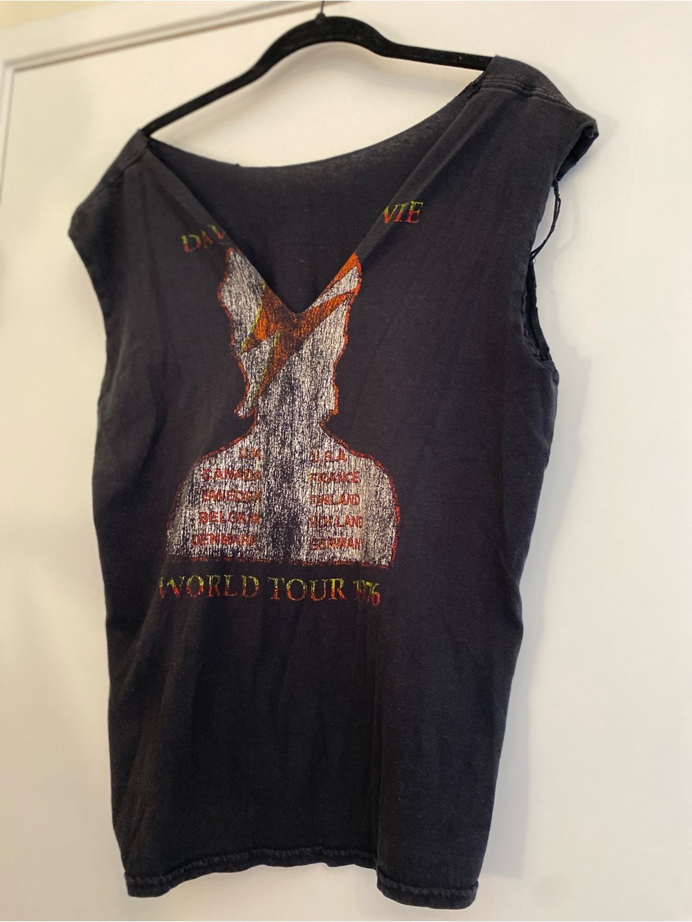 David Bowie Graphic Distressed Tank Top - Black with Multicolor Lightning Print - Picture 5 of 5